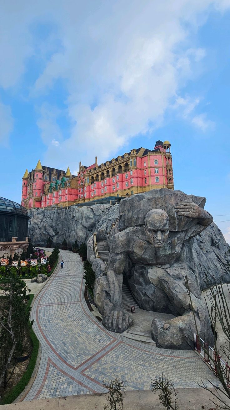 Ba Na Hills – Cloud Cities & Golden Bridges